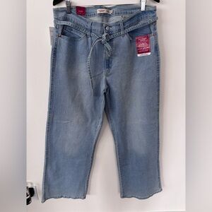 3 for $30 👖 Levi's Light Blue Denim Belted Wide Leg Jeans Sz 16 NWT